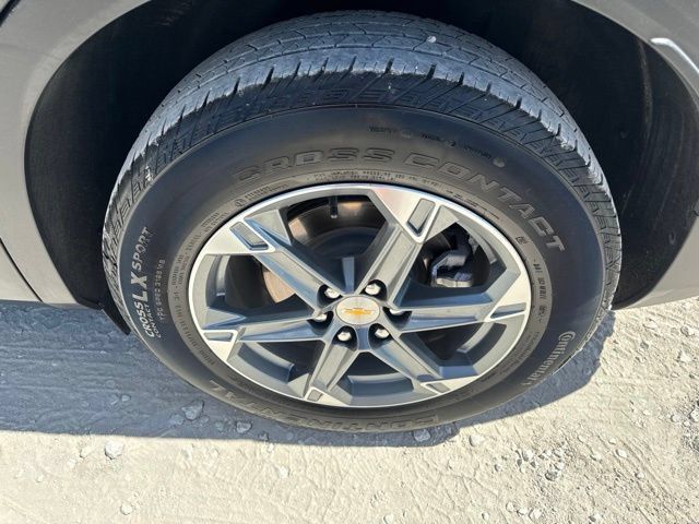 Used 2025 Chevrolet Blazer LT FWD image 25