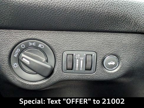 Used 2023 Dodge Challenger SRT Hellcat RWD image 21
