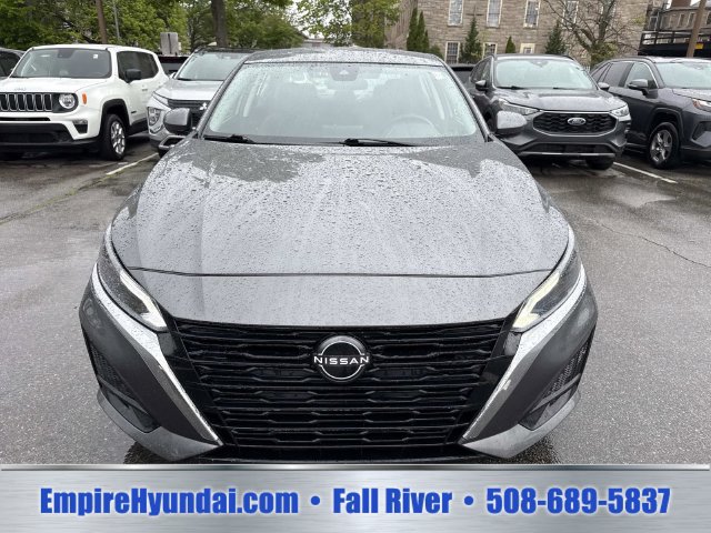 Used 2023 Nissan Altima 2.5 SV FWD image 11