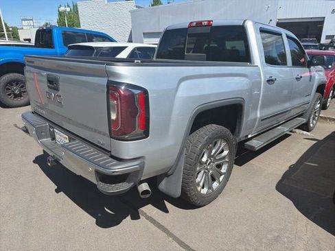 Used 2018 GMC Sierra 1500 SLT AWD/4WD image 2