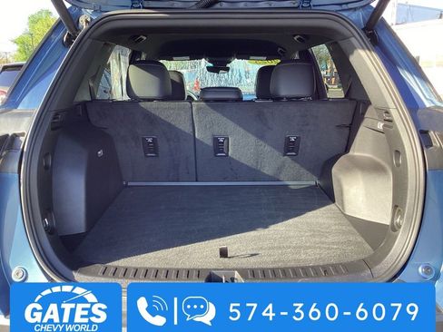 Used 2025 Chevrolet Equinox LT w/ Convenience Package II AWD/4WD image 11