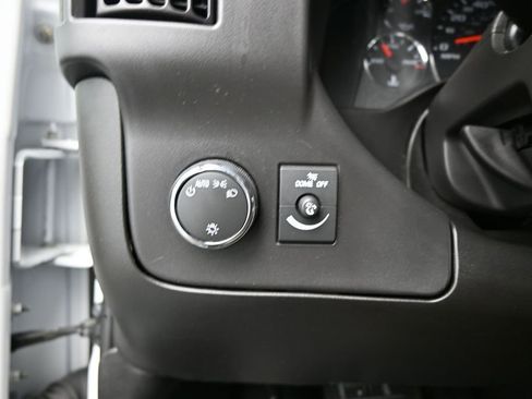 Used 2023 Chevrolet Express 3500 LT w/ LT Preferred Equipment Group RWD image 7
