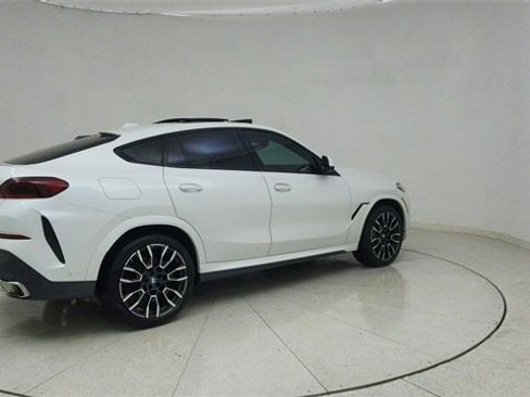 Used 2024 BMW X6 xDrive40i w/ Premium Package image 76
