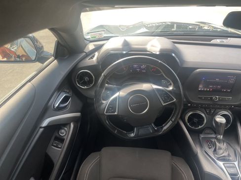 Used 2021 Chevrolet Camaro LT image 11