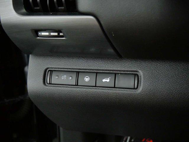 Used 2024 Nissan Pathfinder SL w/ SL Premium Package AWD/4WD image 16