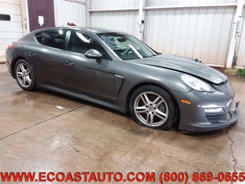 Used 2013 Porsche Panamera image 4