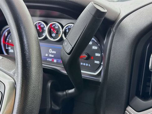 Used 2022 Chevrolet Silverado 2500 Custom w/ Custom Value Package AWD/4WD image 17