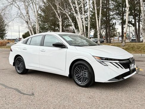 New 2026 Nissan Sentra SV w/ SV Convenience Package image 2