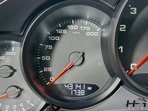 Used 2013 Porsche 911 Carrera image 11