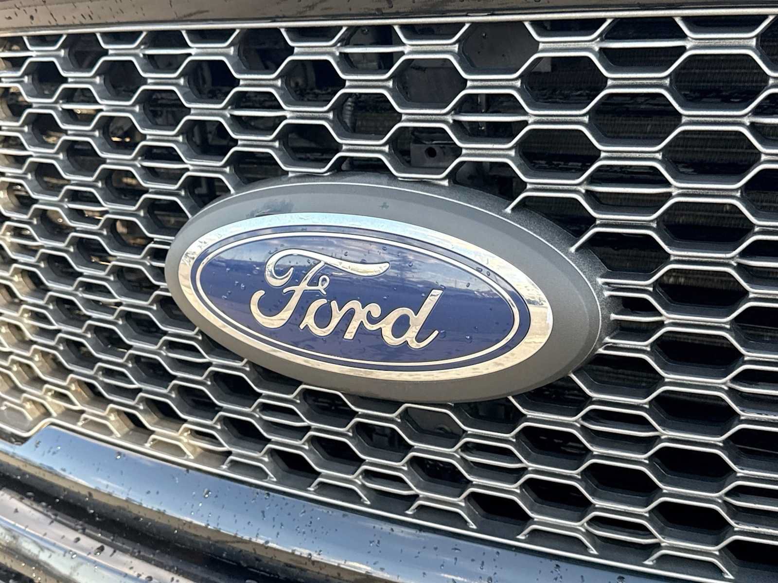 Used 2018 Ford F150 Lariat w/ Equipment Group 502A Luxury AWD/4WD image 11
