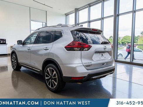 Used 2019 Nissan Rogue SL w/ Premium Package AWD/4WD image 28