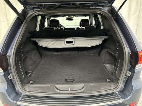 Used 2021 Jeep Grand Cherokee Limited w/ Trailer Tow Group IV image 23