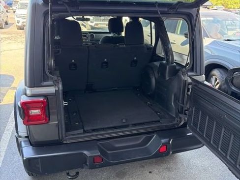 Used 2021 Jeep Wrangler Unlimited Sport AWD/4WD image 6