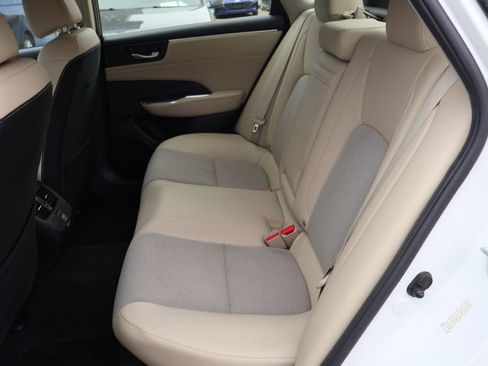 Used 2018 Honda Clarity Plug-In Hybrid image 22
