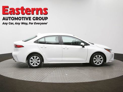Used 2023 Toyota Corolla LE image 44