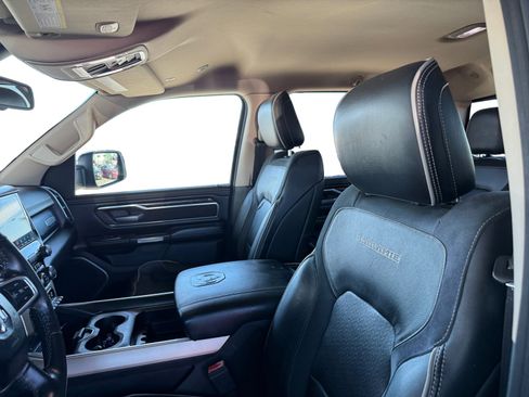 Used 2019 RAM 1500 Laramie image 10