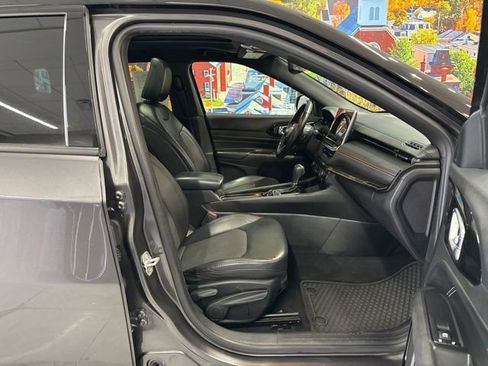 Used 2022 Jeep Compass Altitude w/ Sun and Sound Group image 55