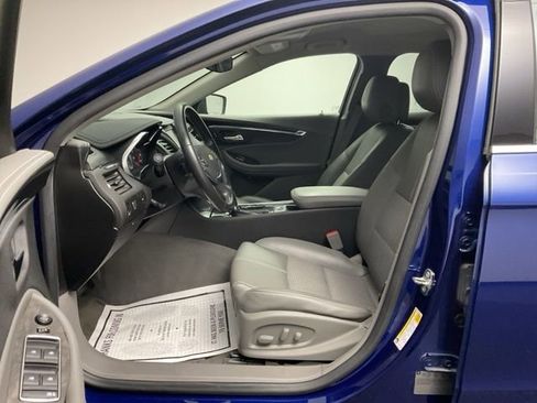 Used 2014 Chevrolet Impala LT image 13