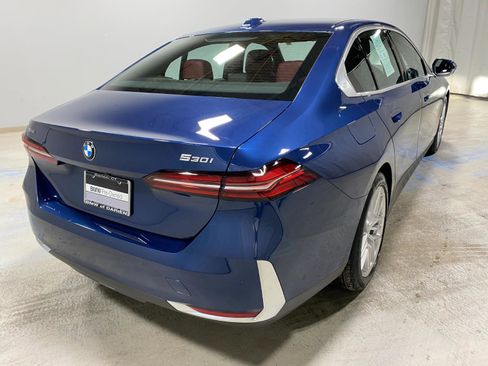 Used 2025 BMW 530i xDrive 530i xDrive image 9