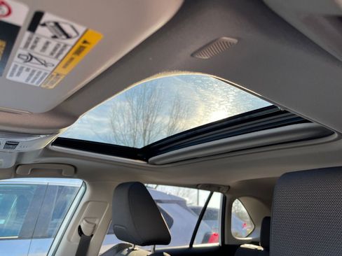 Used 2025 Toyota RAV4 XLE image 27