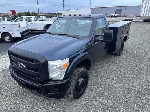 Used 2015 Ford F350 XL w/ Trailer Tow Package image 18