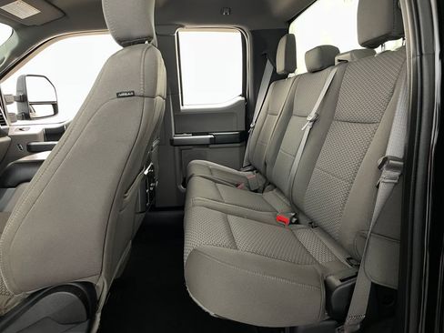Used 2018 Ford F250 XLT w/ XLT Value Package AWD/4WD image 8