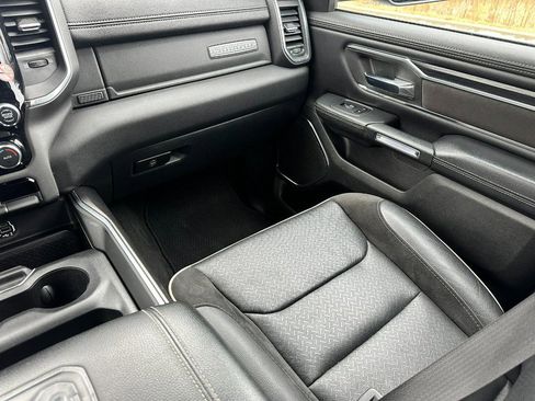 Used 2024 RAM 1500 Laramie image 15