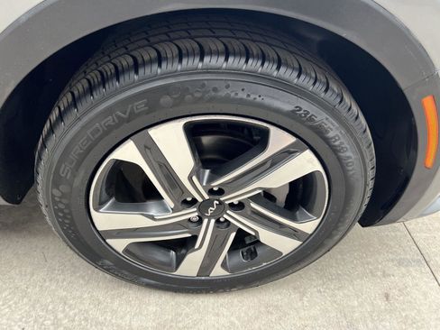 Used 2023 Kia Sorento EX image 8