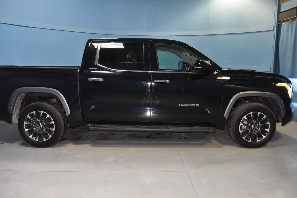Used 2024 Toyota Tundra Limited AWD/4WD image 24