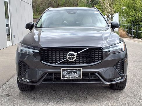 Certified 2024 Volvo XC60 B5 Plus AWD/4WD image 2