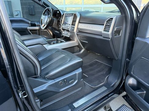 Used 2021 Ford F350 Platinum AWD/4WD image 17