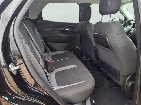 Used 2025 Chevrolet TrailBlazer LT AWD/4WD image 13