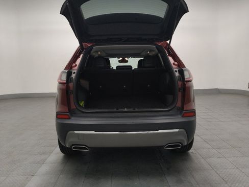 Used 2020 Jeep Cherokee Limited image 29