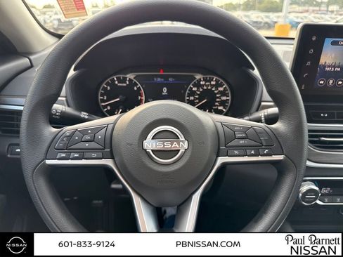 New 2025 Nissan Altima 2.5 SV w/ SV Special Edition Package image 19