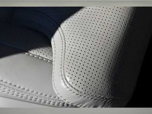 Certified 2023 Volvo XC90 B6 Ultimate w/ Protection Package Premier image 34