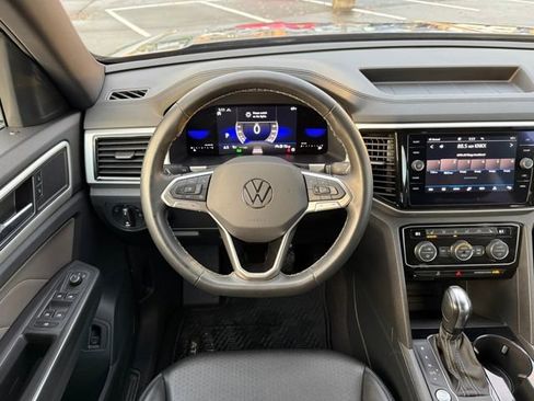 Used 2022 Volkswagen Atlas Cross Sport SE image 20