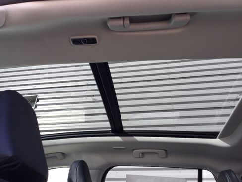 New 2026 Lincoln Aviator AWD image 7