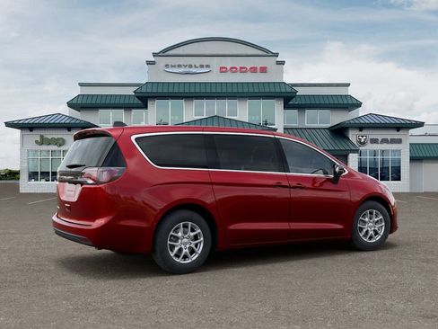 New 2026 Chrysler Voyager LX FWD image 4