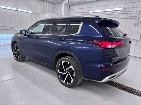 Used 2024 Mitsubishi Outlander SEL AWD/4WD image 7