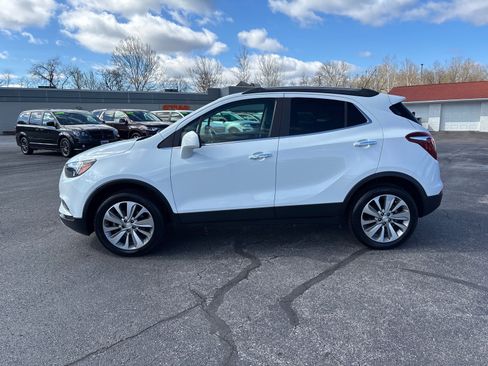 Used 2020 Buick Encore Preferred image 4