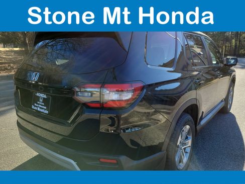 New 2025 Honda Pilot EX-L image 4