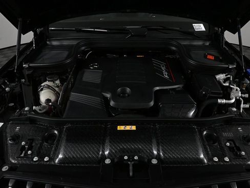 Certified 2025 Mercedes-Benz GLE 53 AMG 4MATIC image 33