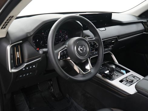Certified 2025 MAZDA CX-70 Plug-In Hybrid w/ Premium Pkg image 17