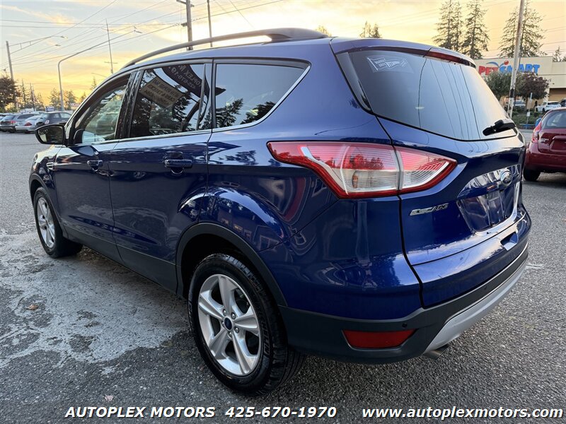 Used 2016 Ford Escape SE w/ Equipment Group 201A AWD/4WD image 7