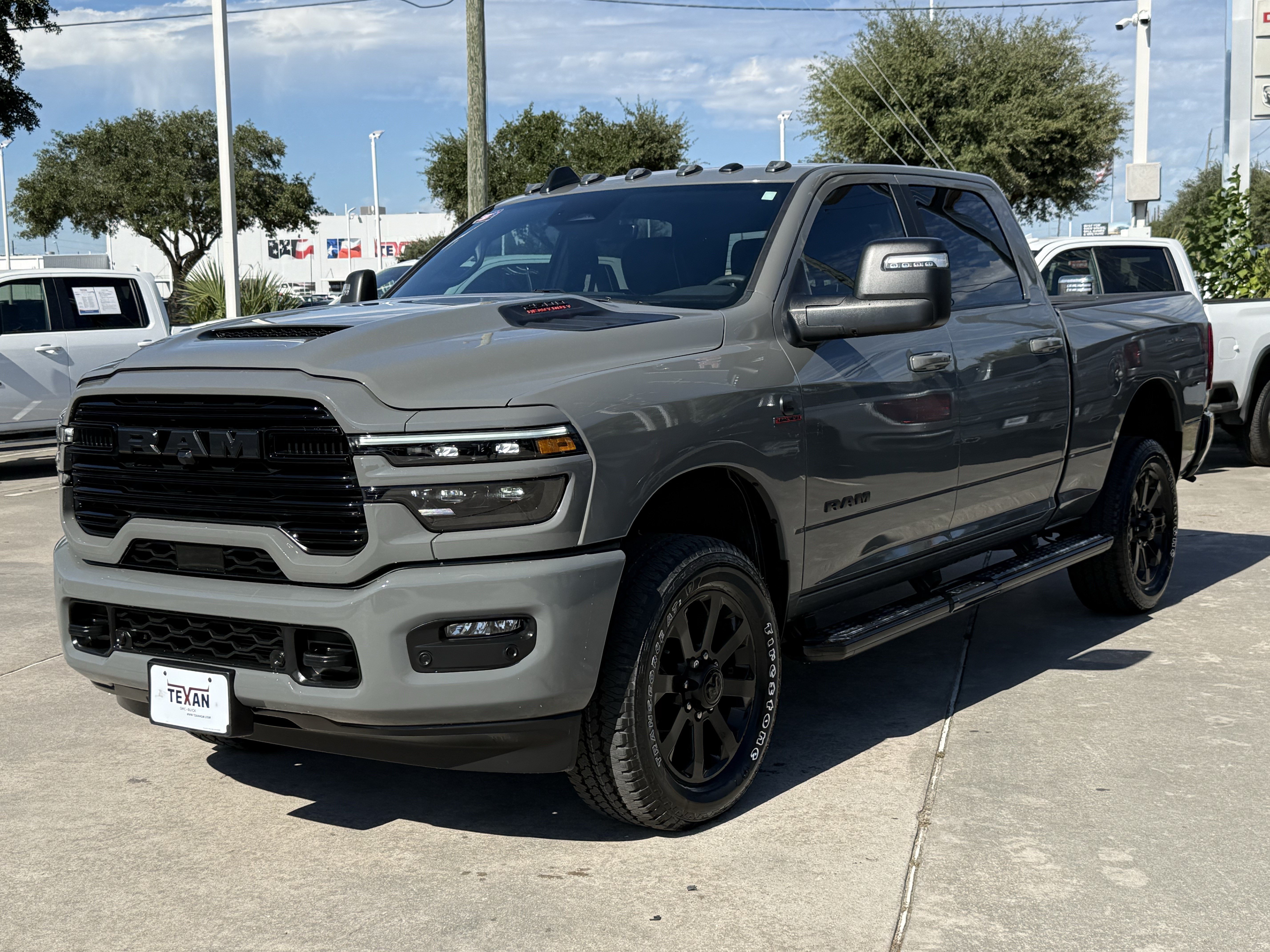 Used 2026 RAM 2500 Laramie w/ Night Edition AWD/4WD image 7
