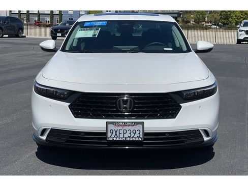 Certified 2025 Honda Accord EX-L image 9