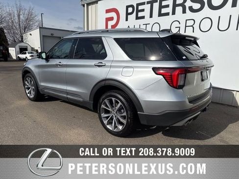 Used 2025 Ford Explorer Platinum w/ Ultimate Package image 5