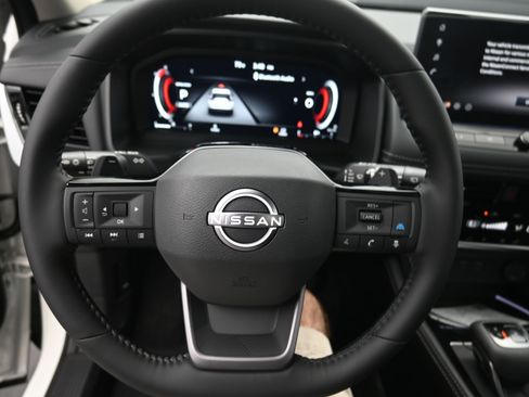 New 2026 Nissan Rogue Platinum w/ Platinum Premium Package image 14