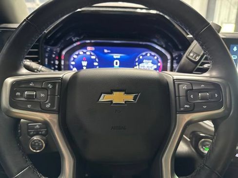 Used 2025 Chevrolet Silverado 2500 LT AWD/4WD image 12