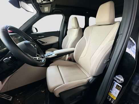 Used 2023 BMW X1 xDrive28i w/ M Sport Package image 20